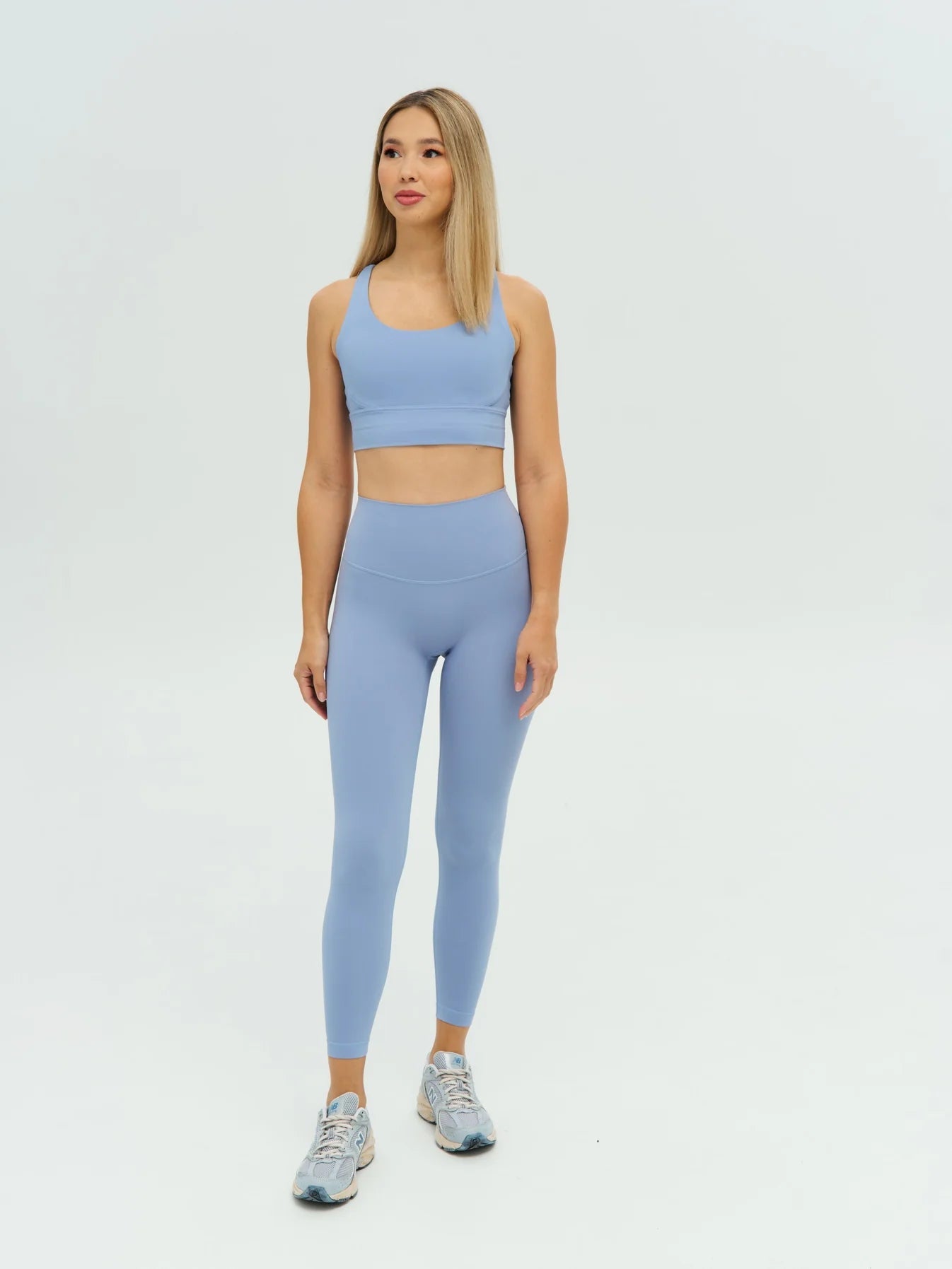 DUNIQ CROSS BACK SPORTS BRA - SKY BLUE - SQOON