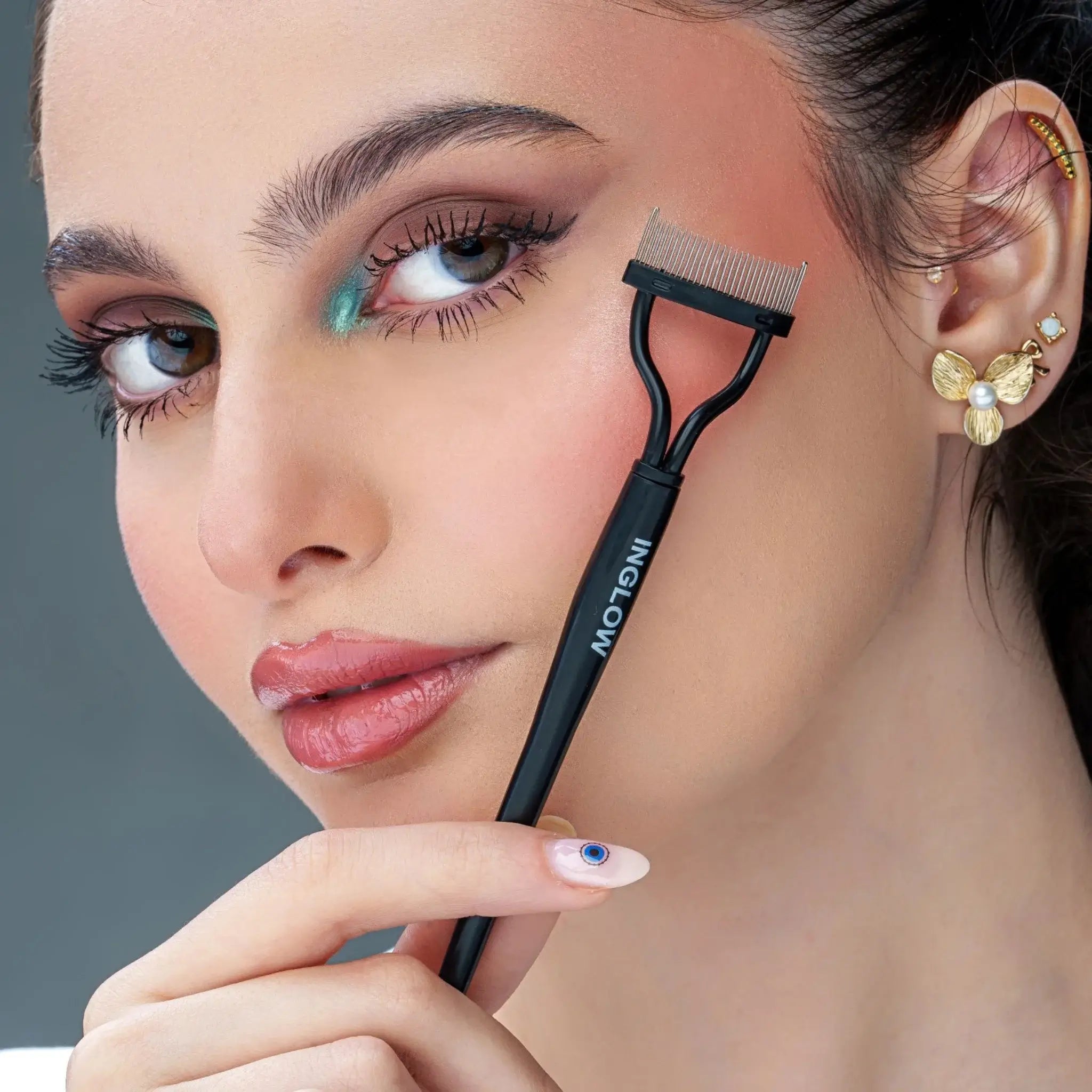 INGLOW AMIGOS KIT - SECRET TO FLAWLESS EYE MAKEUP - SQOON